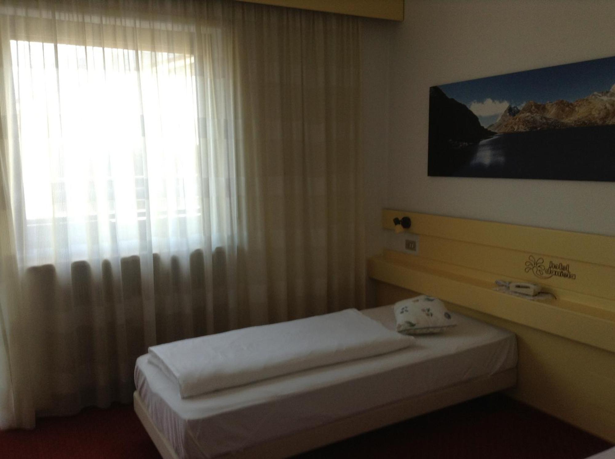 Hotel Daniela Мерано Экстерьер фото