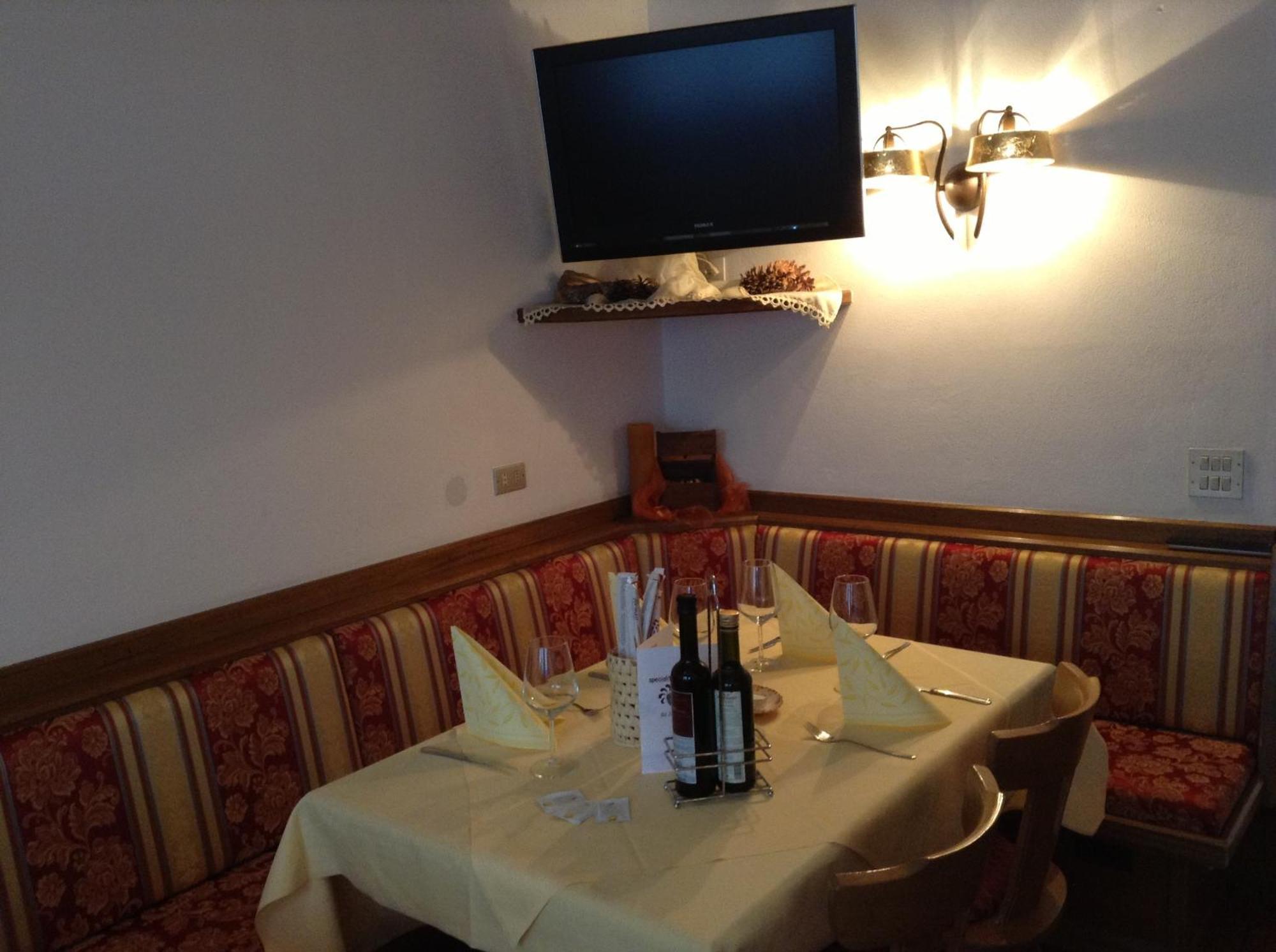 Hotel Daniela Мерано Экстерьер фото