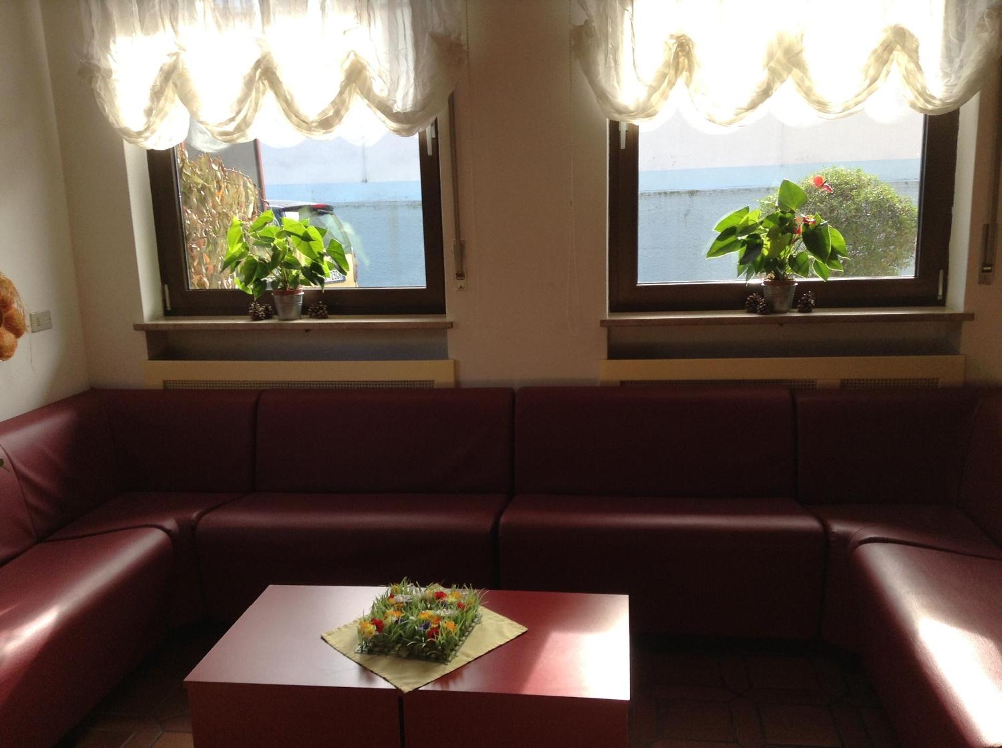 Hotel Daniela Мерано Экстерьер фото