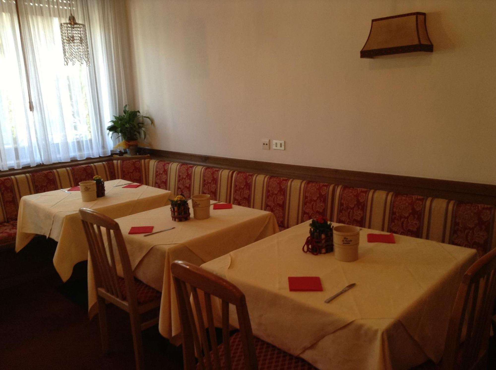Hotel Daniela Мерано Экстерьер фото